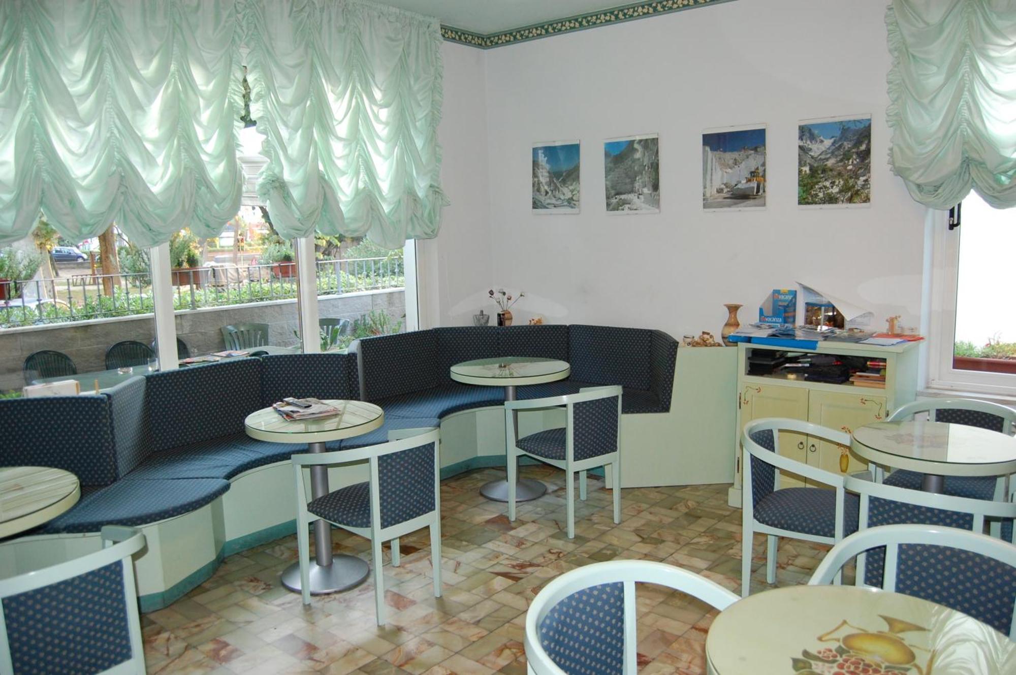 Hotel Daisy